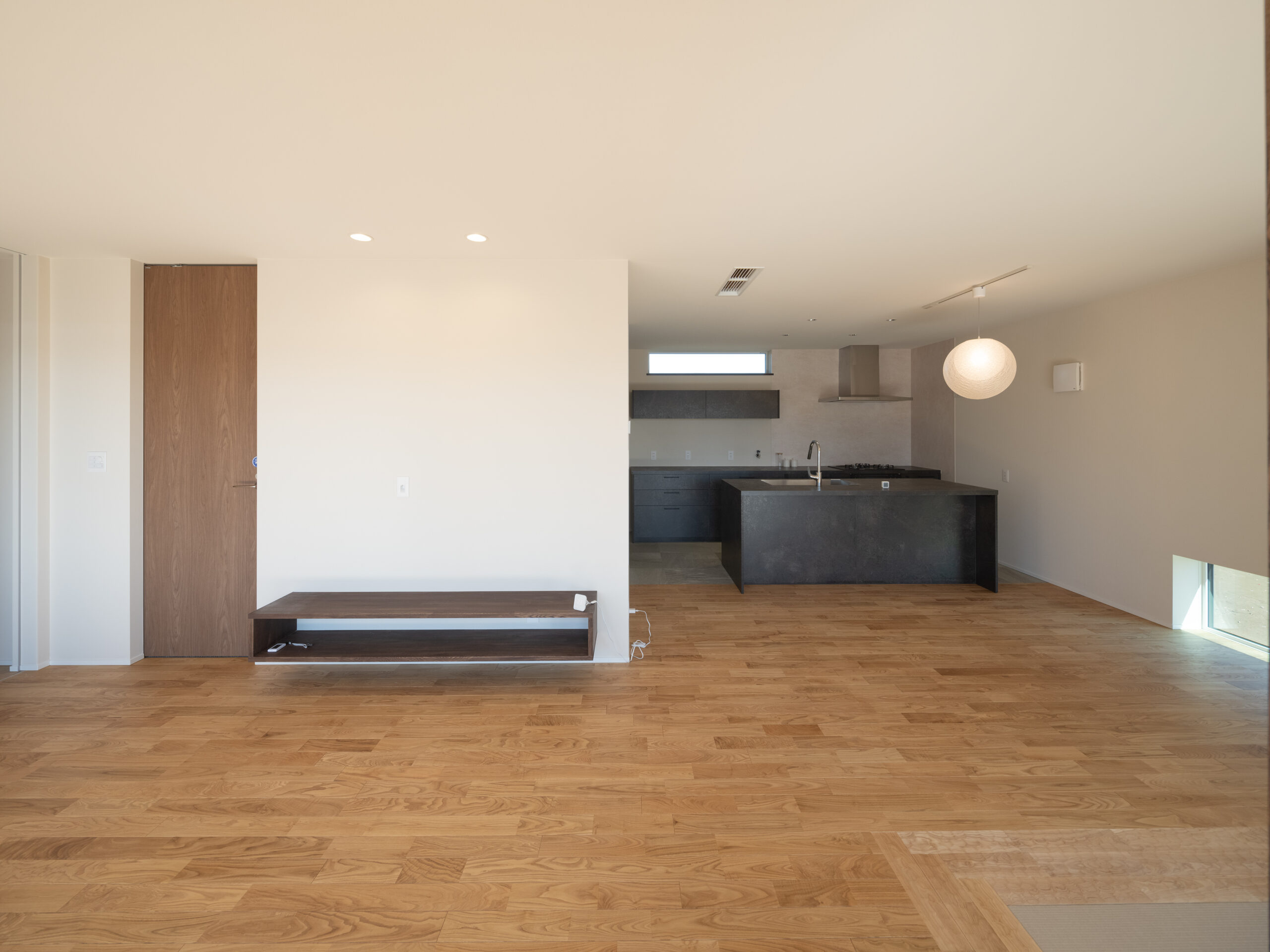 ダクトレス換気を導入したリビング