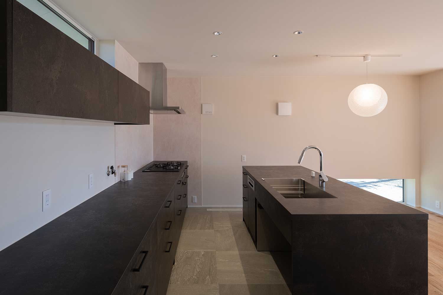 壁側に設置したコンロ