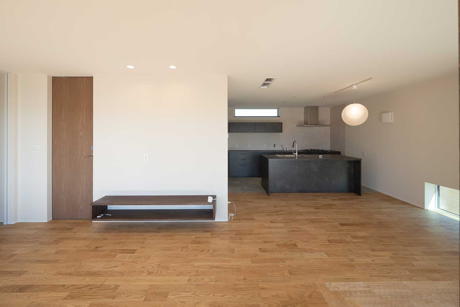 ダクトレス換気を導入したリビング