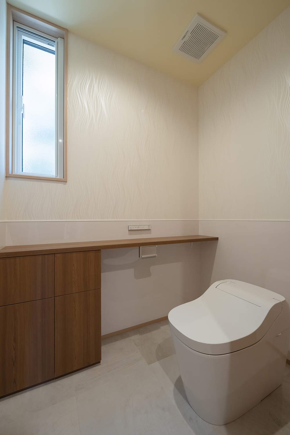 スッキリしたトイレスペース