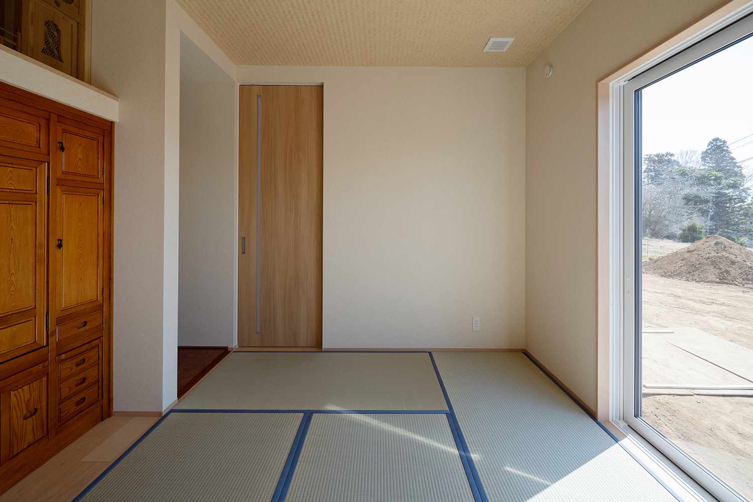 親世帯に向けた和室